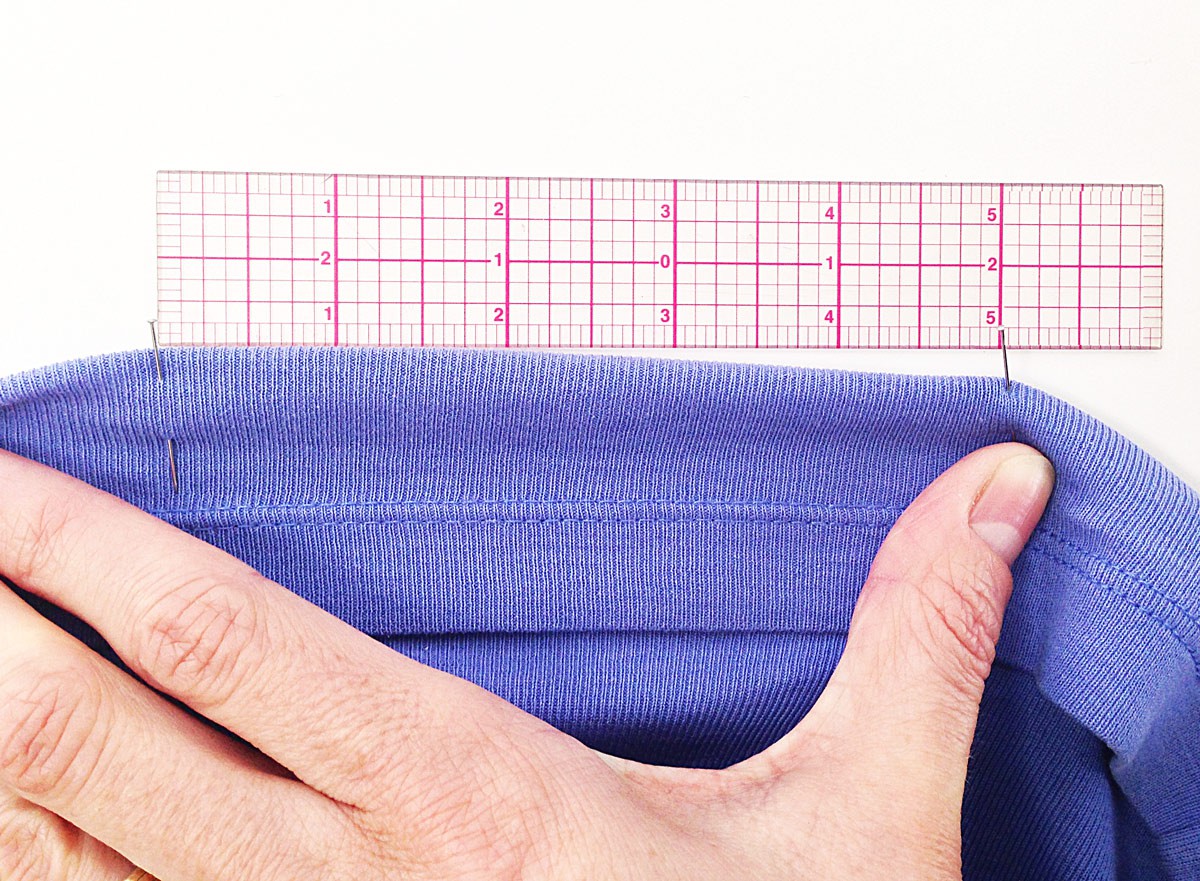 Tips for cutting knit fabric — In the Folds