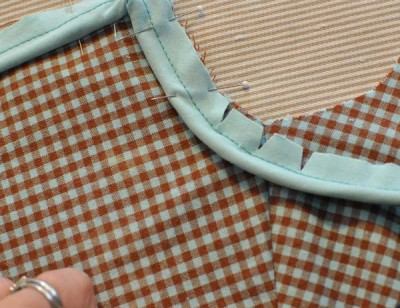 P__clipped-piping-on-curve