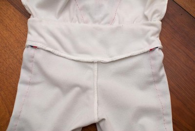 inside-out-view-of-pants-yoke