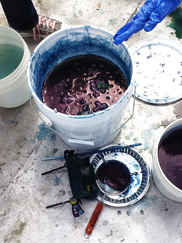 Beginning Shibori Indigo Dyeing: Working With The Indigo Dye Vat