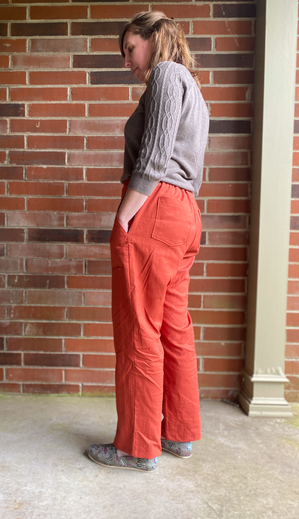 Sewing Patterns for Women Pants Flat Front, Elastic Back Waist