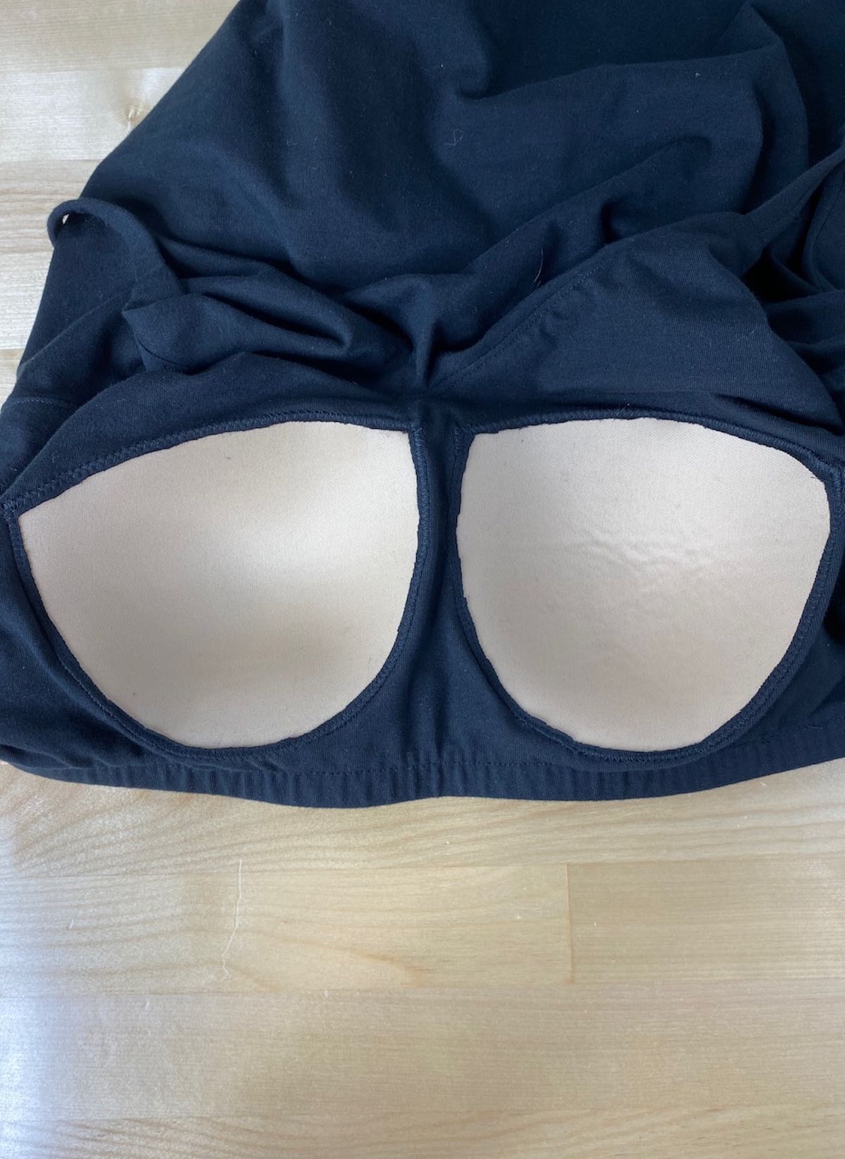 How to Sew a Built-In Bra (With Cups!)  Diy fashion, Diy clothes, Diy  clothing