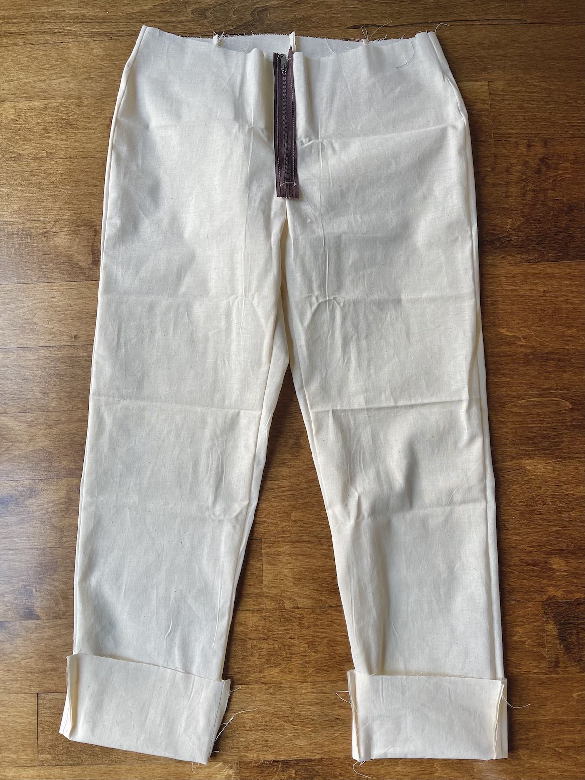Sewing for a Tween Boy: Erica's Alvalade Trousers, Blog