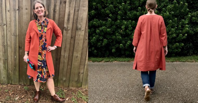 Elise made a linen duster by hacking the Weekend Getaway pattern.